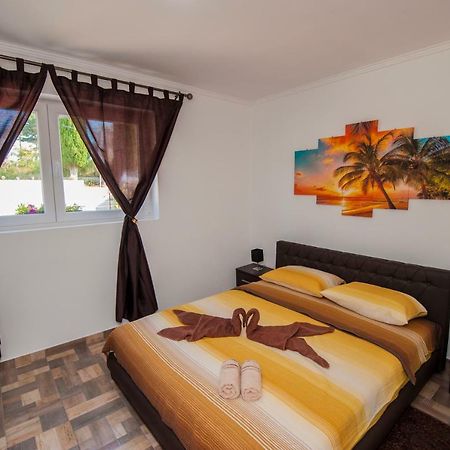 Apartments Phoenix 3 Ivanica Ngoại thất bức ảnh