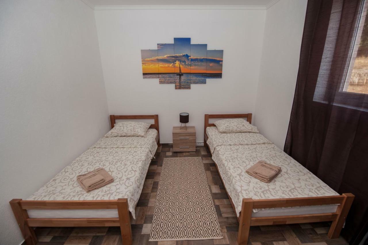 Apartments Phoenix 3 Ivanica Ngoại thất bức ảnh