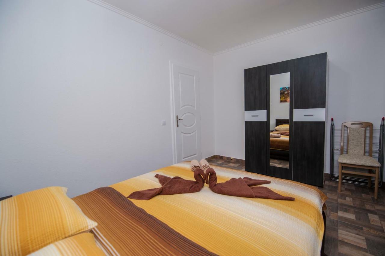Apartments Phoenix 3 Ivanica Ngoại thất bức ảnh